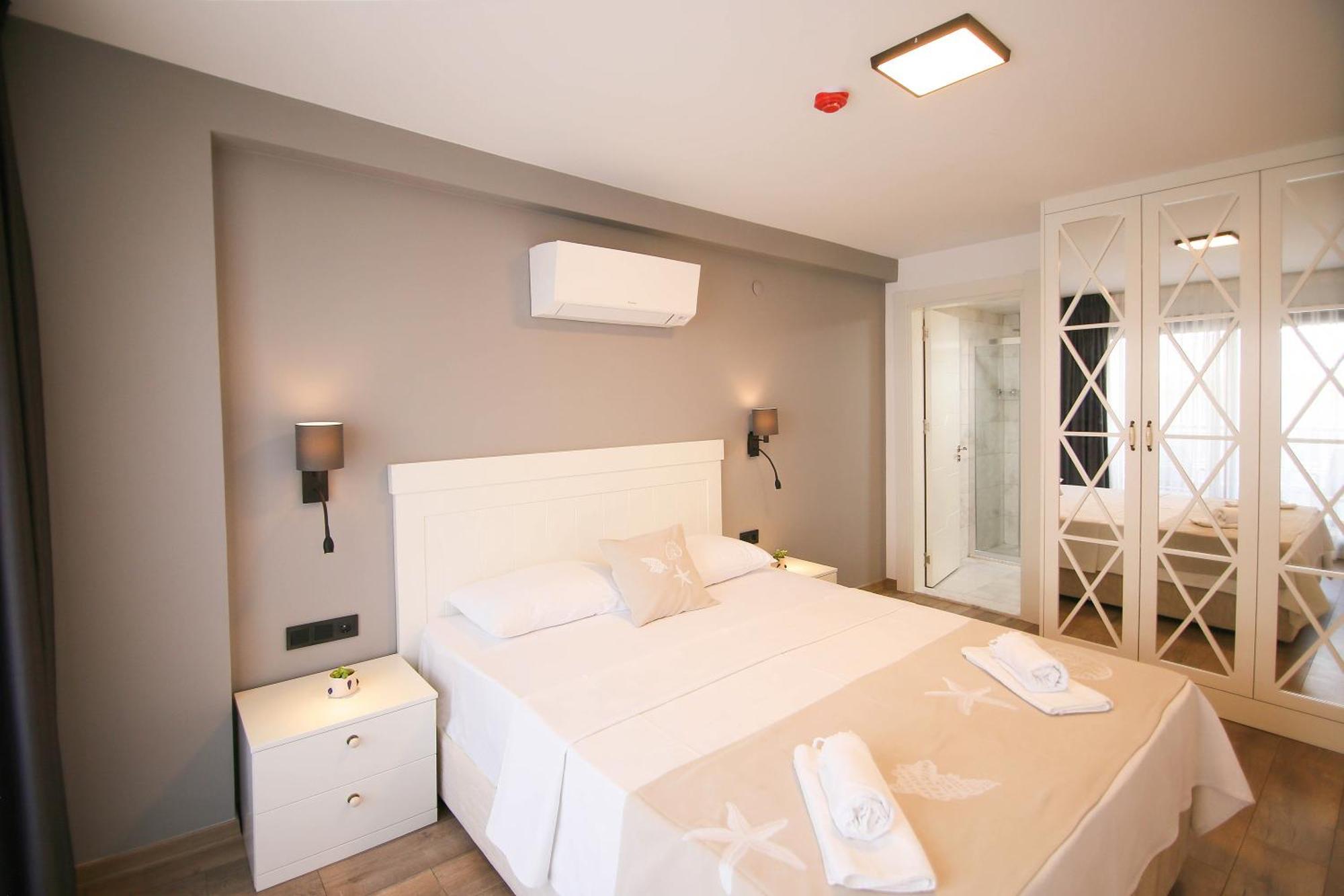 Krem Marin Otel Cesme Ngoại thất bức ảnh