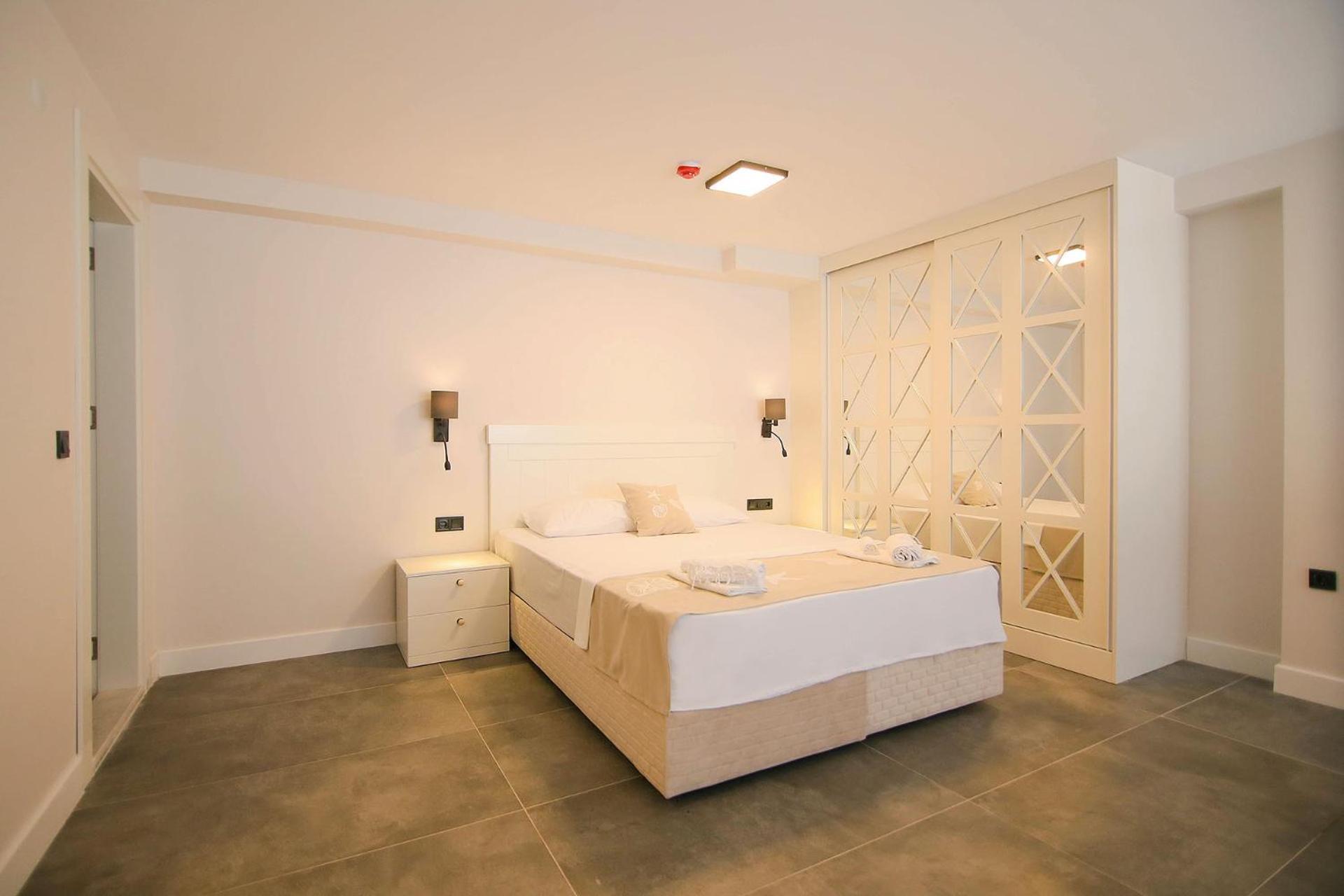 Krem Marin Otel Cesme Ngoại thất bức ảnh